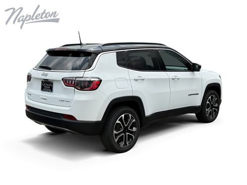 Used 2023 Jeep Compass Limited w/ Sun and Sound Group AWD/4WD image 6