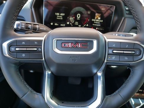 Certified 2025 GMC Terrain Elevation w/ Elevation Premium Package image 25