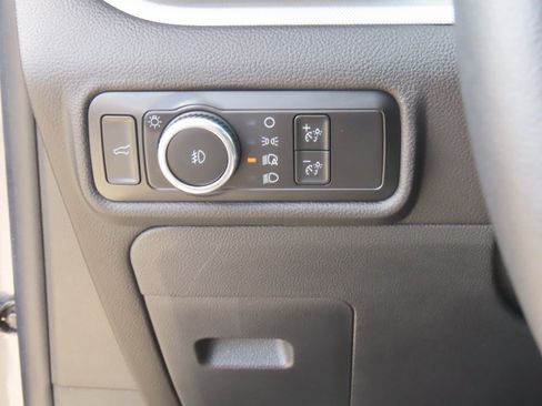 Certified 2023 Ford Explorer XLT w/ Equipment Group 202A RWD image 26