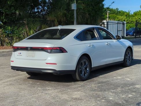 Used 2024 Honda Accord EX image 5