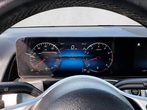 Used 2023 Mercedes-Benz GLB 250 4MATIC image 20