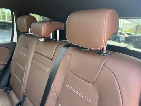 Certified 2025 Mercedes-Benz GLB 250 image 24