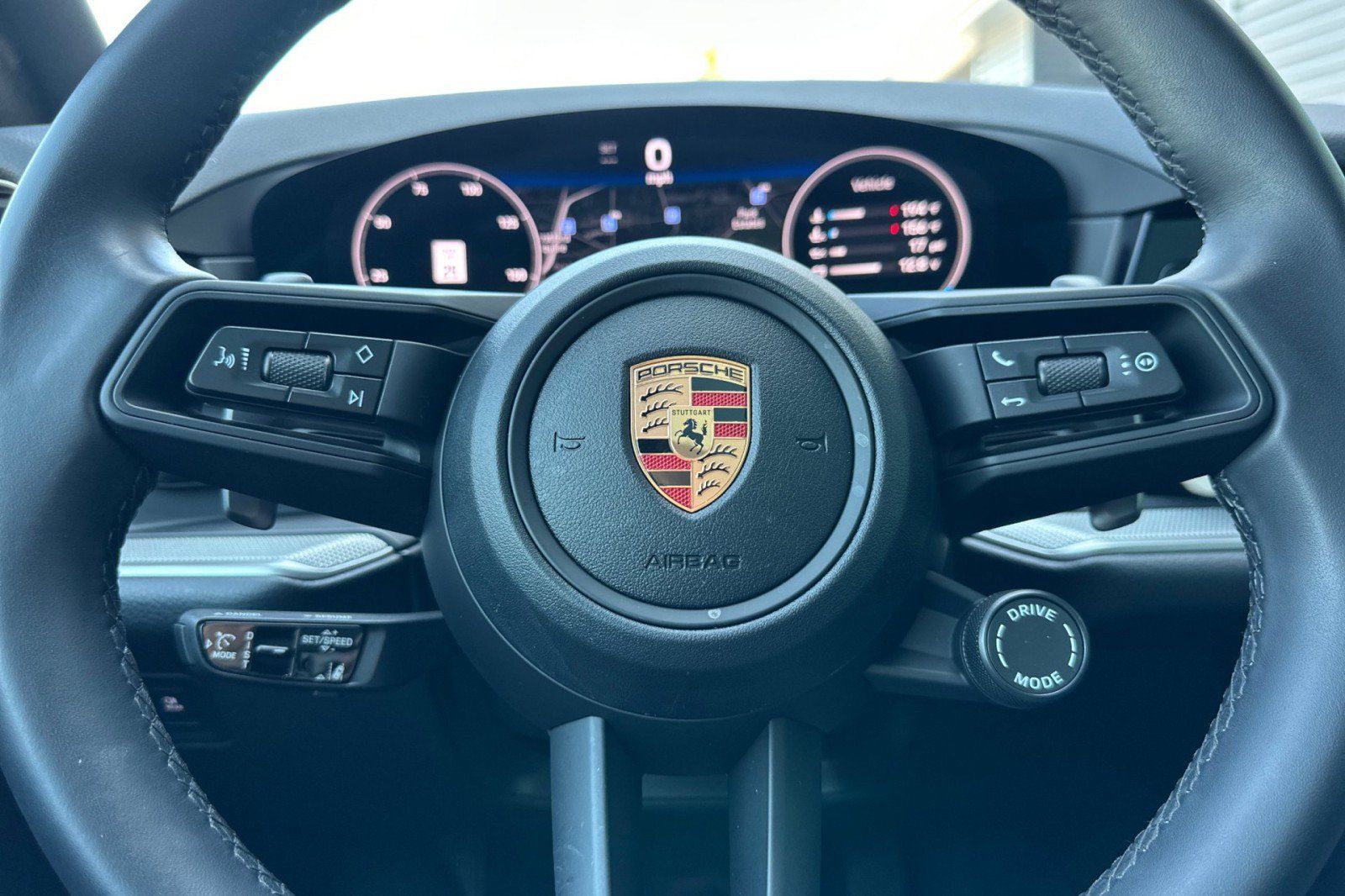 Used 2026 Porsche Cayenne AWD/4WD image 24
