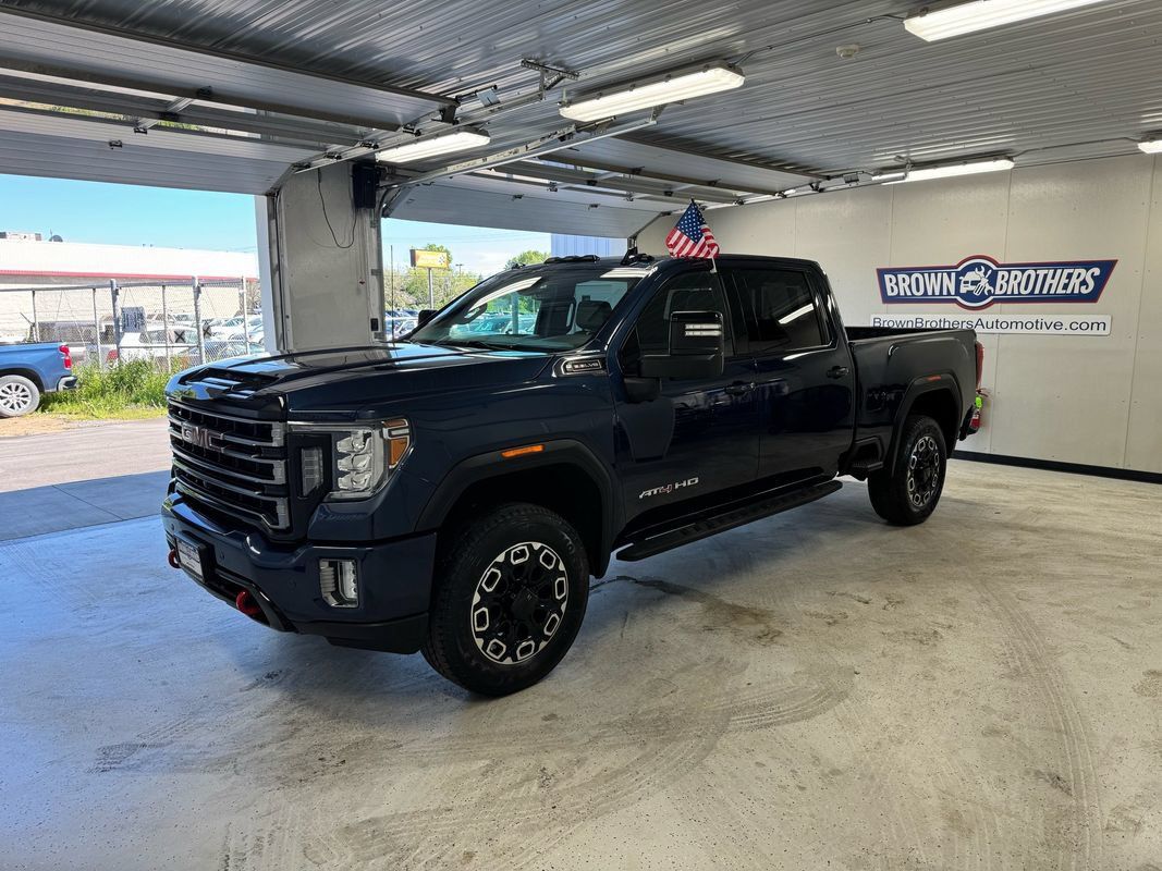 Used 2023 GMC Sierra 2500 AT4 w/ AT4 Preferred Package AWD/4WD image 1