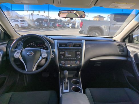 Used 2015 Nissan Altima 2.5 S w/ Power Driver Seat Package image 29
