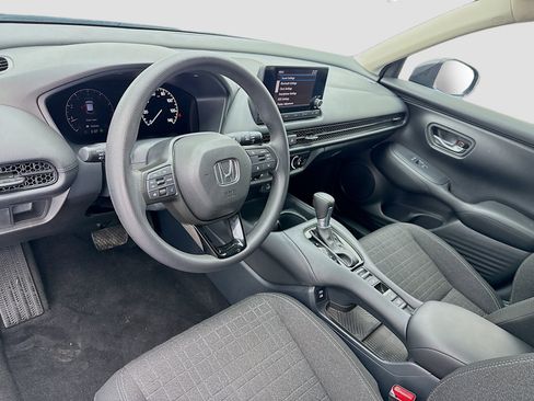 Used 2025 Honda HR-V LX image 7