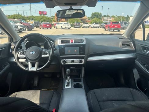 Used 2015 Subaru Legacy 2.5i Premium AWD/4WD image 32