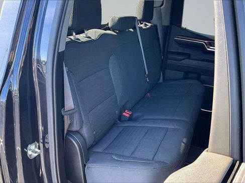 Used 2023 Chevrolet Silverado 1500 LT AWD/4WD image 28