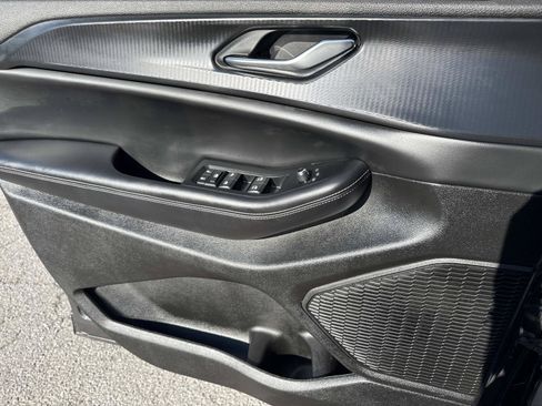 Certified 2024 Jeep Grand Cherokee Laredo RWD image 13