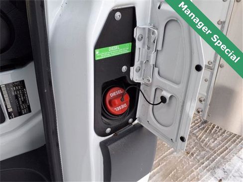 Used 2023 Mercedes-Benz Sprinter 3500 image 18