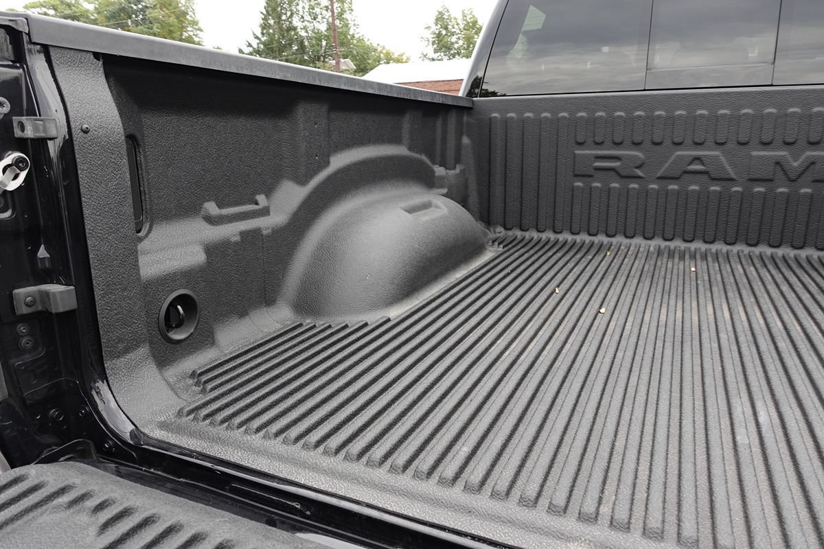 Used 2023 RAM 1500 Big Horn AWD/4WD image 27