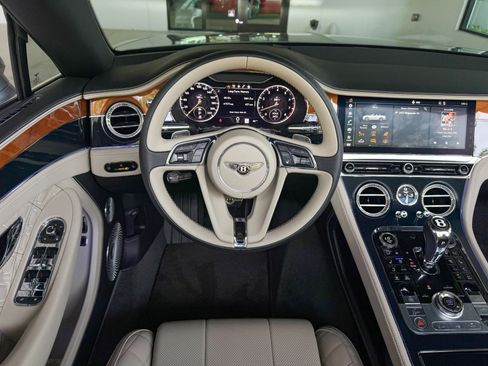 Used 2020 Bentley Continental GT V8 AWD/4WD image 34
