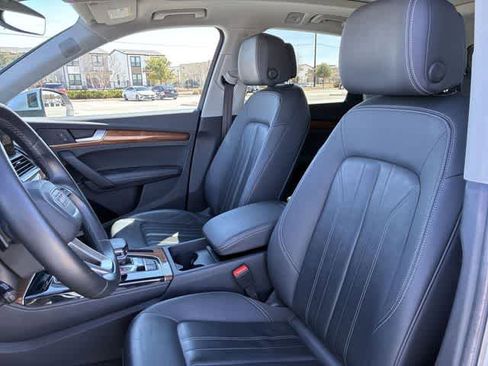 Used 2023 Audi Q5 2.0T Premium Plus image 17