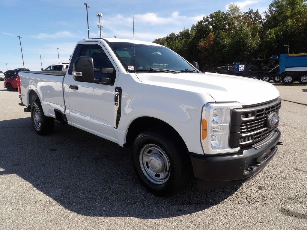 Used 2023 Ford F250 XL RWD image 10