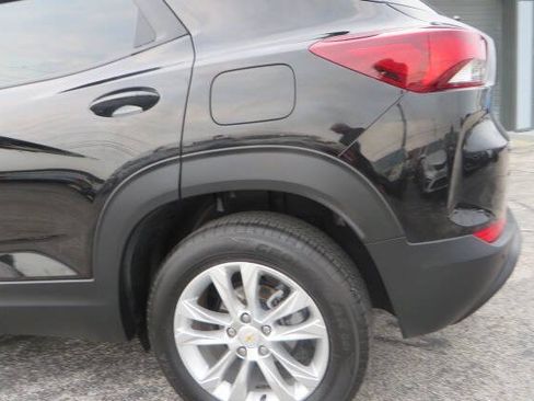 Used 2022 Chevrolet TrailBlazer LS FWD image 43