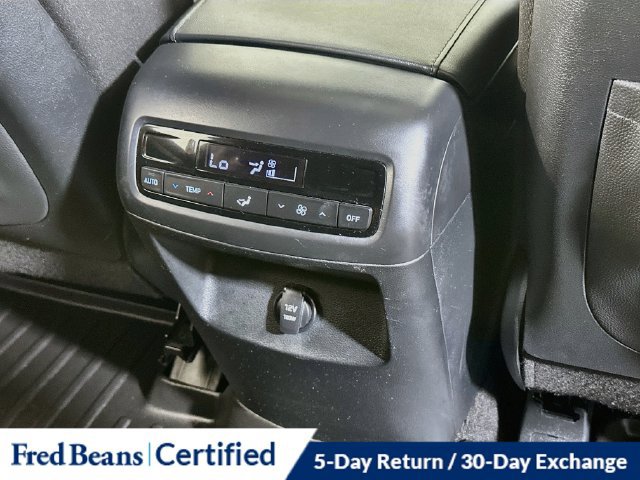Used 2022 Hyundai Palisade SEL w/ Cargo Package FWD image 18