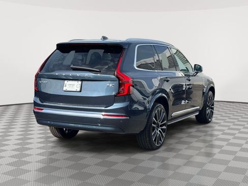 Used 2026 Volvo XC90 B6 Plus w/ Protection Package Premier AWD/4WD image 4