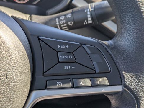 Used 2024 Nissan Altima 2.5 SV image 25