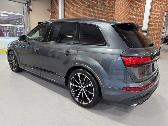 Used 2022 Audi SQ7 Prestige AWD/4WD image 5