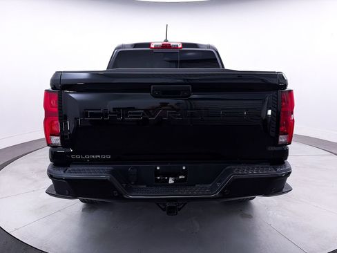 Used 2024 Chevrolet Colorado Z71 w/ Z71 Convenience Package 2 AWD/4WD image 13
