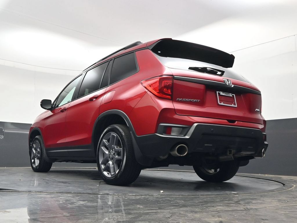 Used 2023 Honda Passport EX-L image 32