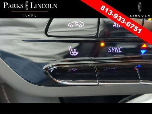 Used 2022 Buick Envision Essence w/ Technology Package II AWD/4WD image 25