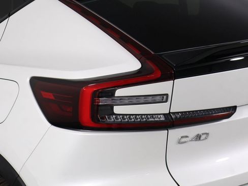 Certified 2023 Volvo C40 P8 Recharge Plus w/ Climate Package AWD/4WD image 18