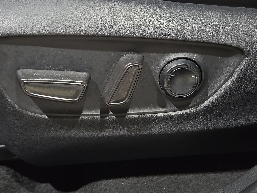 Certified 2025 Toyota RAV4 XLE Premium FWD image 19