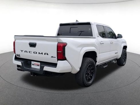 Used 2024 Toyota Tacoma SR5 w/ SR5 Upgrade Package AWD/4WD image 6