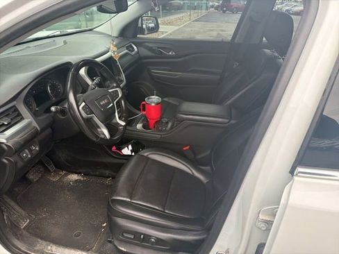 Used 2021 GMC Acadia SLT image 12