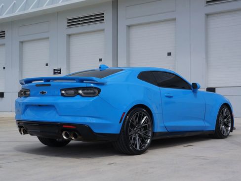 Used 2022 Chevrolet Camaro ZL1 image 12