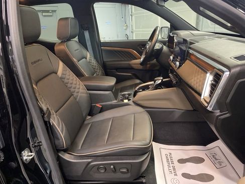 Used 2023 GMC Canyon Denali AWD/4WD image 13