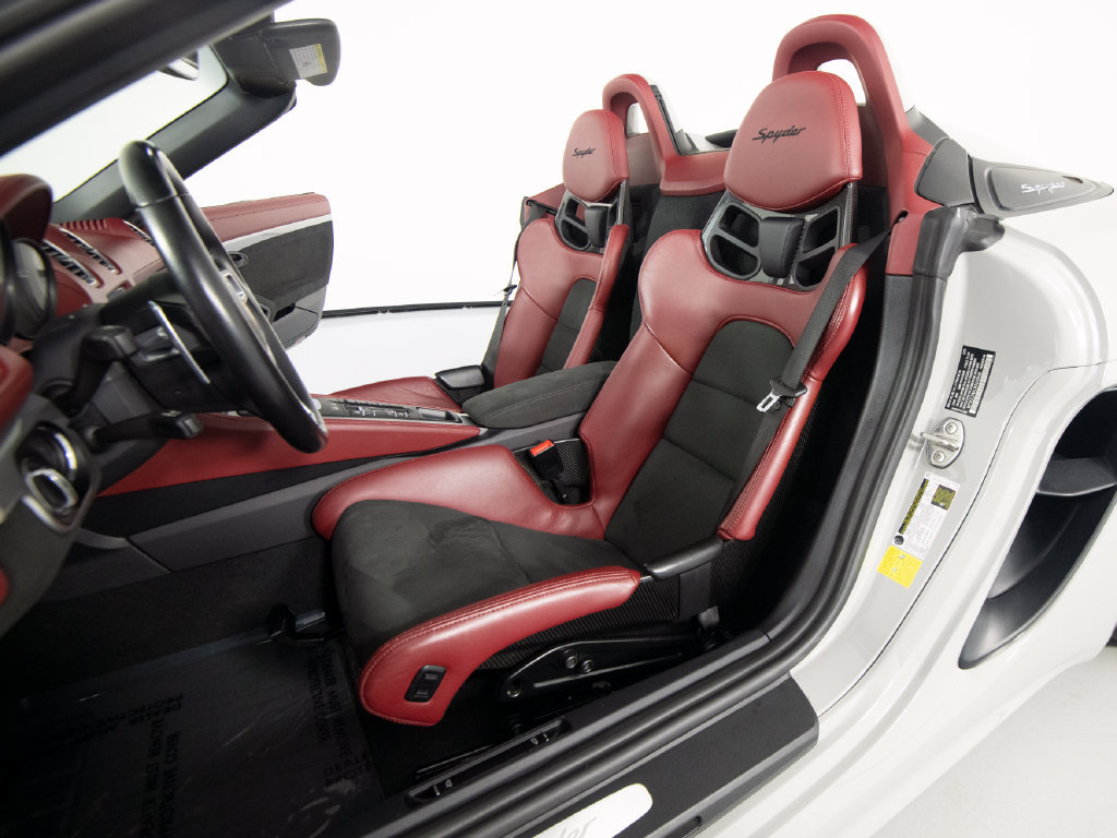 Certified 2021 Porsche 718 Boxster Spyder RWD image 16