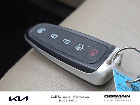 Used 2017 Ford Escape Titanium image 36