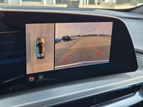 Certified 2025 Cadillac Lyriq Luxury w/ LPO, Floor Liner Package image 20