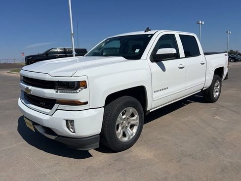 Used 2018 Chevrolet Silverado 1500 LT w/ All Star Edition image 3