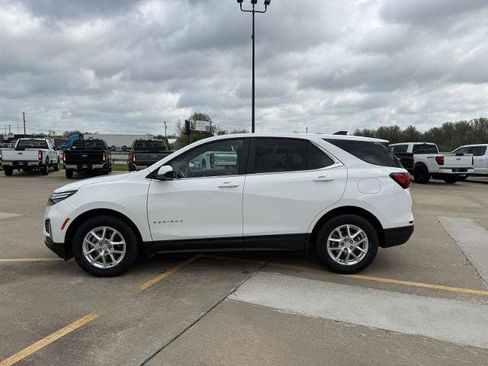 Used 2023 Chevrolet Equinox LT image 5