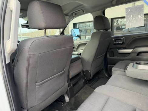 Used 2019 Chevrolet Silverado 2500 LT w/ Texas Edition image 40