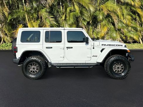Certified 2022 Jeep Wrangler Unlimited Rubicon w/ Trailer Tow Package image 4