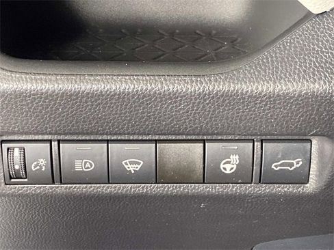 Used 2021 Toyota RAV4 XLE w/ Convenience Package image 15