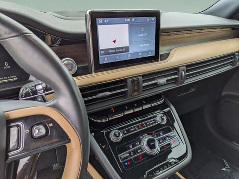 Used 2021 Lincoln Corsair Reserve image 20