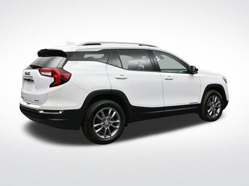 Certified 2022 GMC Terrain SLT image 5