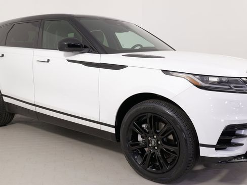 Used 2023 Land Rover Range Rover Velar R-Dynamic S image 8
