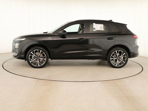 New 2026 Audi Q3 quattro 2.0T image 2