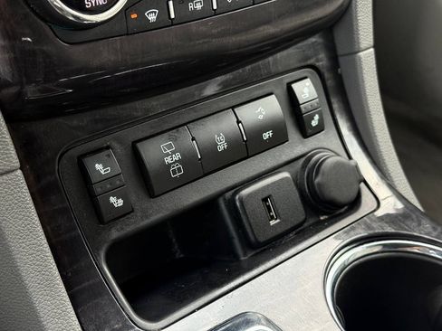 Used 2017 Buick Enclave Leather FWD image 28