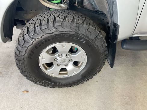 Used 2011 Toyota Tacoma 4x4 Access Cab V6 image 10