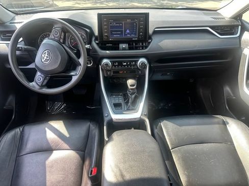Used 2022 Toyota RAV4 XLE AWD/4WD image 20