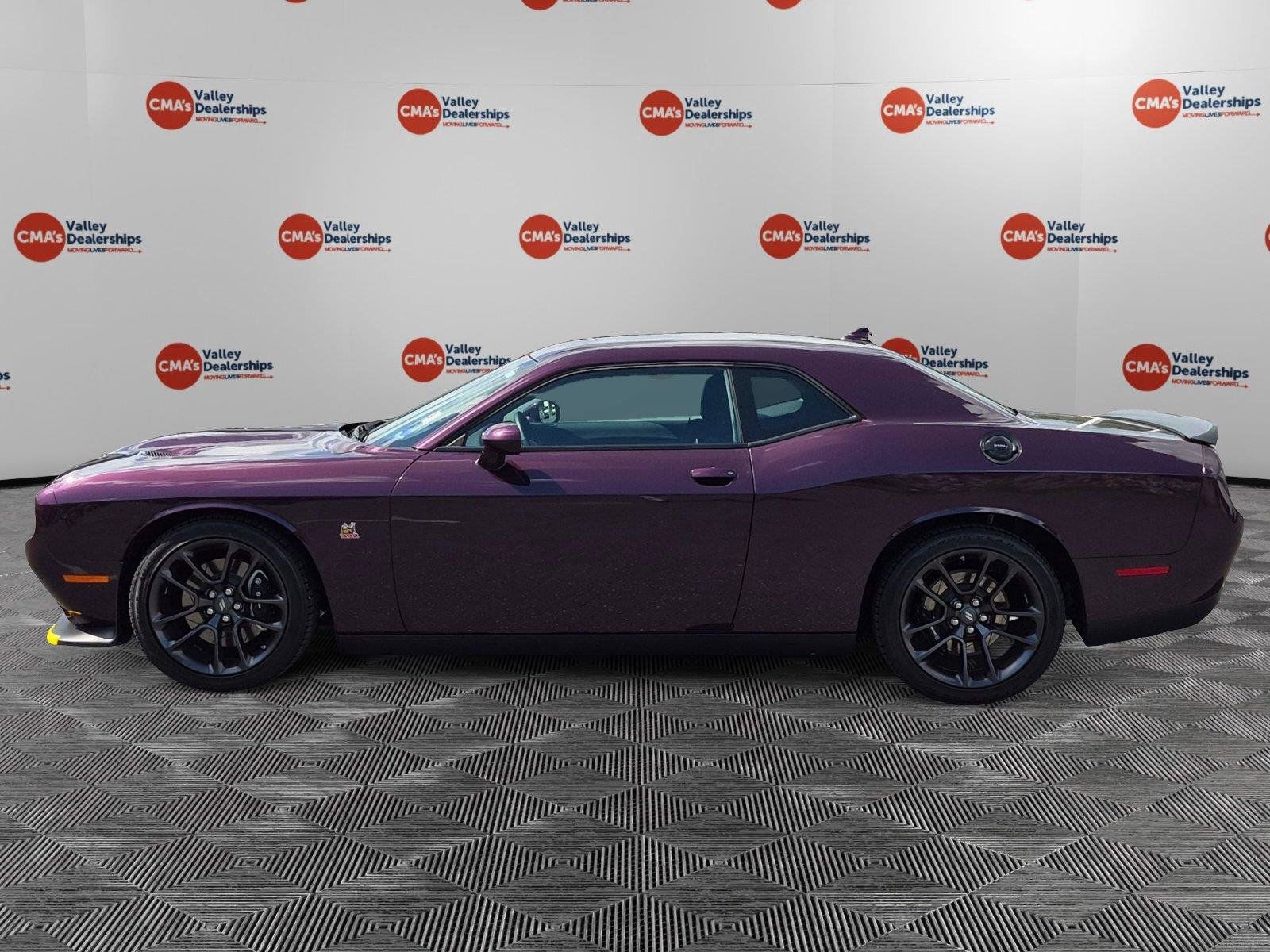 Used 2020 Dodge Challenger R/T Scat Pack RWD image 8