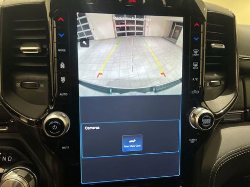 Used 2024 RAM 1500 Limited w/ Body Color Bumper Group image 14