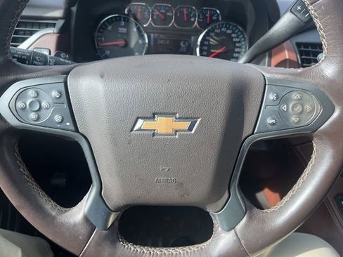 Used 2016 Chevrolet Suburban LTZ image 17
